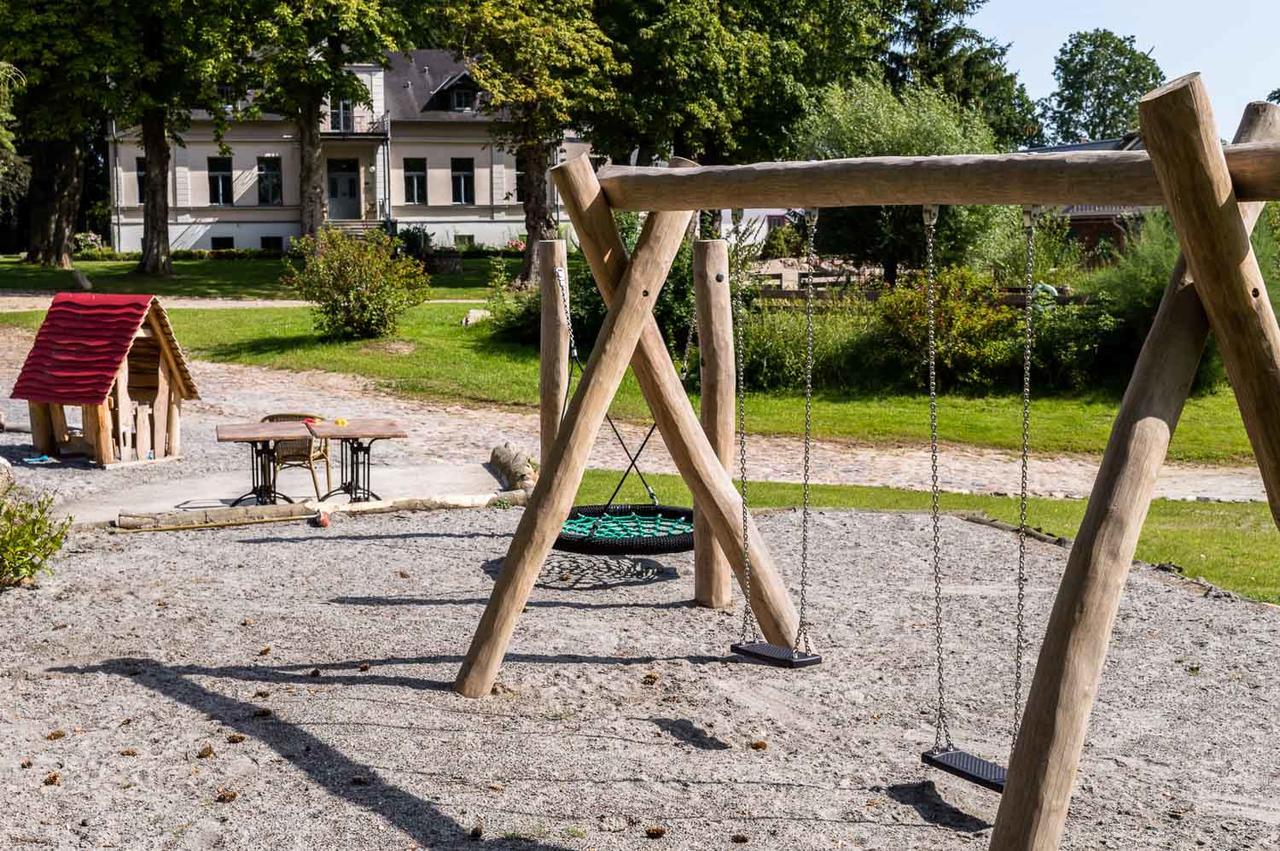 Gutshof Gross Behnkenhagen Apartment Luaran gambar