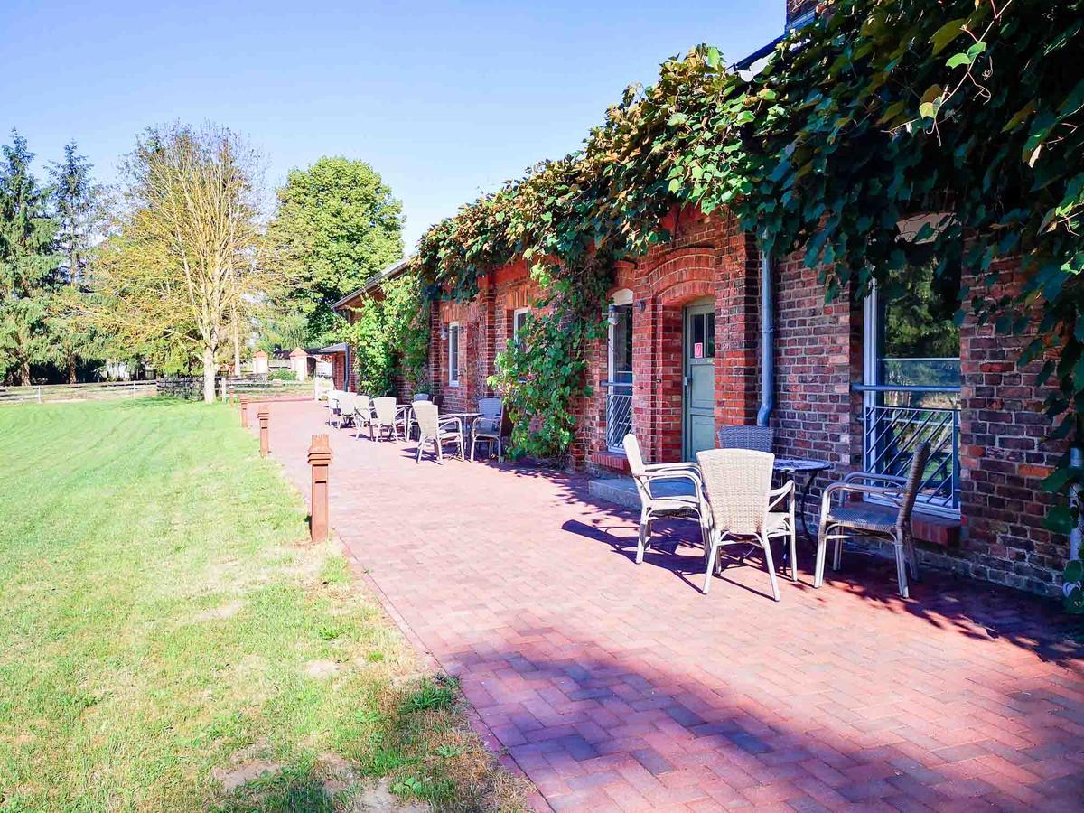 Gutshof Gross Behnkenhagen Apartment Luaran gambar