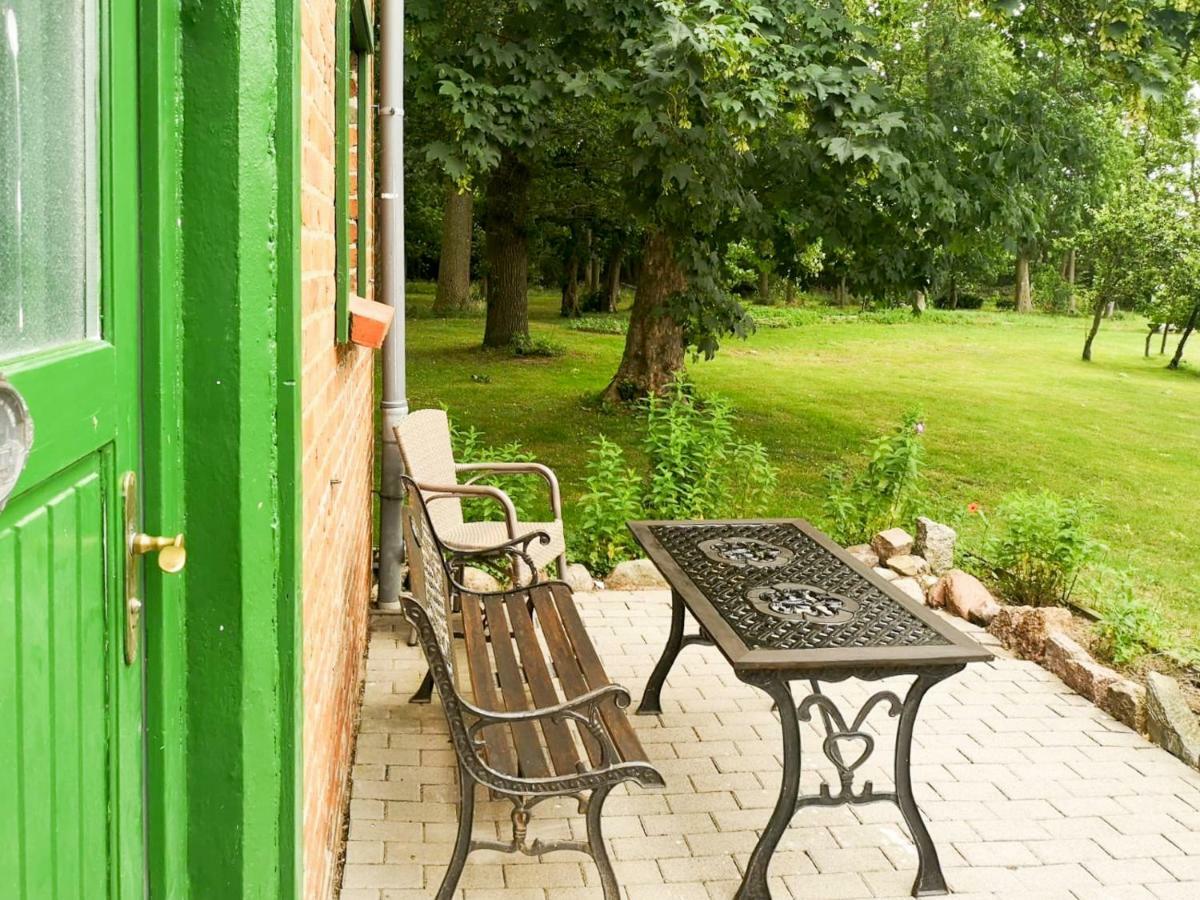 Gutshof Gross Behnkenhagen Apartment Luaran gambar
